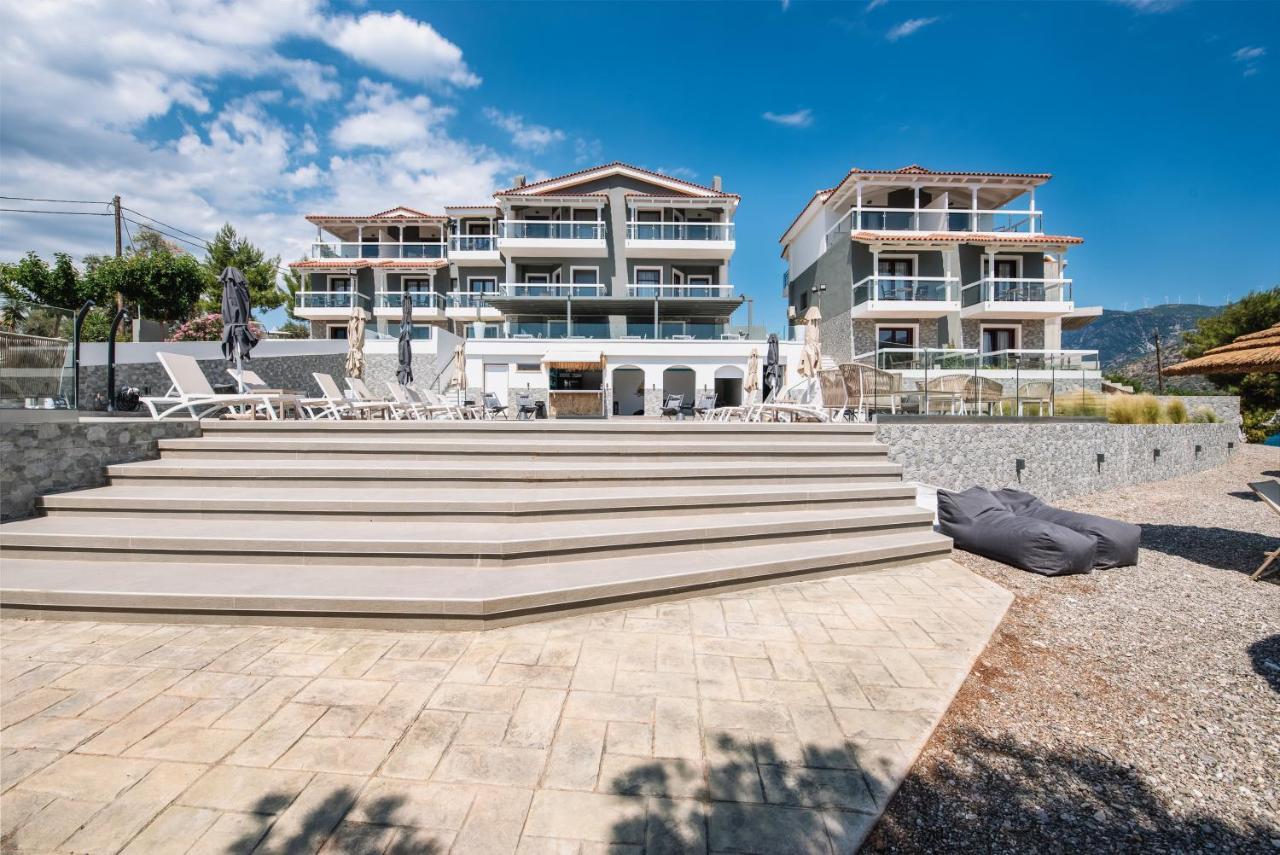 Trizonia Bay Hotel Exterior photo